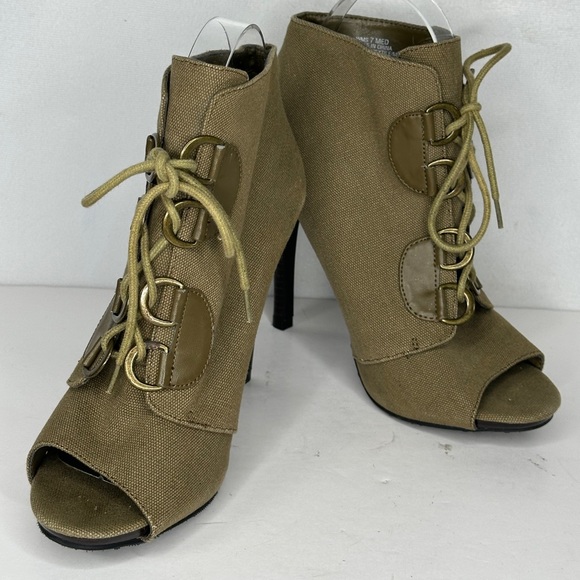Elle Vaughn Olive Green PeepToe Ankle Booties Canvas Sz 7 - Picture 2 of 12
